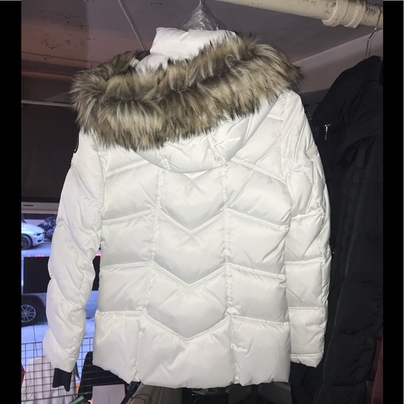 Nautica Faux-fur-trim Hooded Puffer marshmalow,NWT - Picture 8 of 10